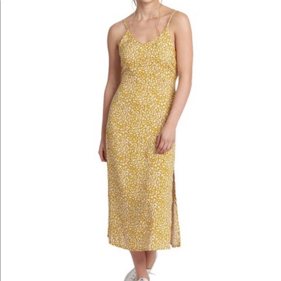 Roxy Dress - Picture 3 of 12